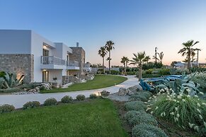 White Pearls Luxury Suites - Adults Only