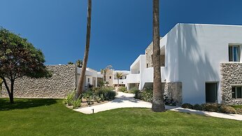 White Pearls Luxury Suites - Adults Only