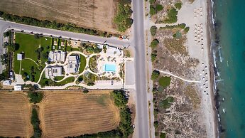 White Pearls Luxury Suites - Adults Only