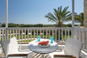 White Pearls Luxury Suites - Adults Only