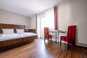 Garni Hotel Henn