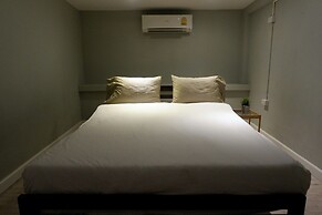 1989 Sukhumvit Bangkok - Hostel