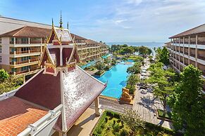 The Heritage Pattaya Beachfront Resort