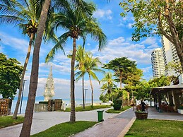 The Heritage Pattaya Beachfront Resort