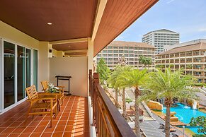 The Heritage Pattaya Beachfront Resort
