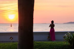 The Heritage Pattaya Beachfront Resort