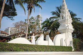The Heritage Pattaya Beachfront Resort