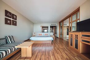 The Heritage Pattaya Beachfront Resort