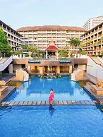 The Heritage Pattaya Beachfront Resort