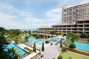 The Heritage Pattaya Beach Resort