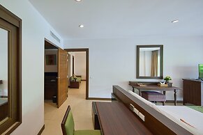 The Heritage Pattaya Beachfront Resort