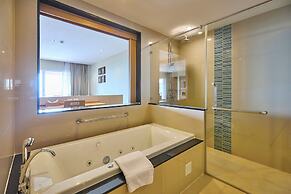 The Heritage Pattaya Beachfront Resort