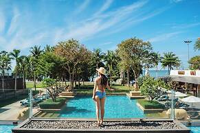 The Heritage Pattaya Beachfront Resort