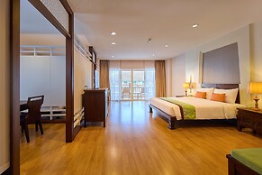 The Heritage Pattaya Beachfront Resort