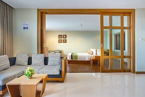 The Heritage Pattaya Beachfront Resort