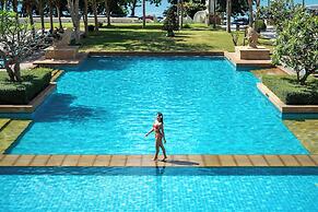 The Heritage Pattaya Beachfront Resort
