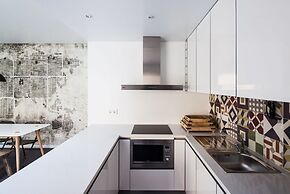 JOIVY Moon Hill Hostel