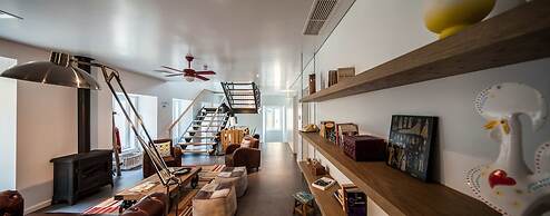 JOIVY Moon Hill Hostel