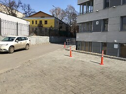 Clever House Apartments