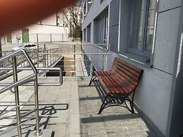 Clever House Apartments