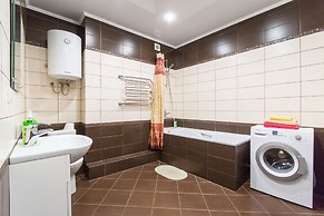 Clever House Apartments