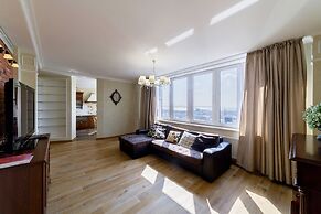 Clever House Apartments