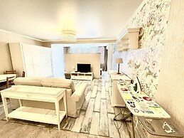 Clever House Apartments