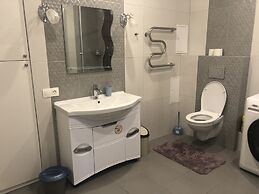 Clever House Apartments