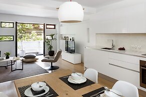 Urban Stripes Athens