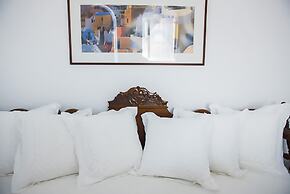 Kadia Traditional Residences