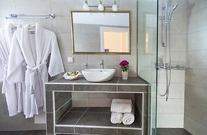 Kadia Traditional Residences