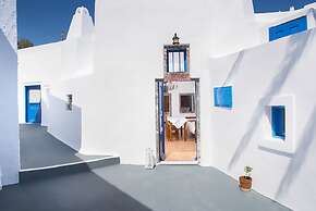 Kadia Traditional Residences