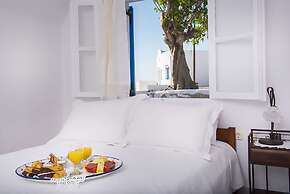 Kadia Traditional Residences