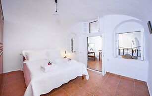 Kadia Traditional Residences