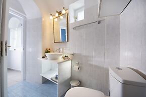 Kadia Traditional Residences