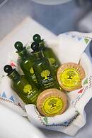 Kadia Traditional Residences