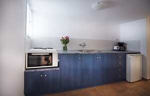 Kadia Traditional Residences