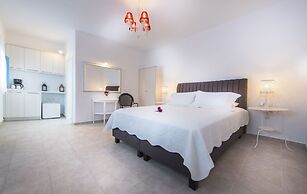 Kadia Traditional Residences