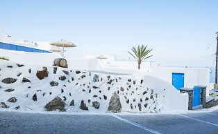 Kadia Traditional Residences