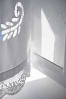 Kadia Traditional Residences