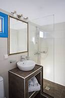 Kadia Traditional Residences