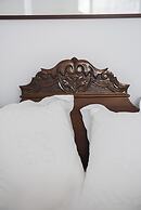 Kadia Traditional Residences