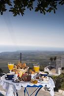 Kadia Traditional Residences