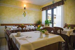 Carlo's Hotel