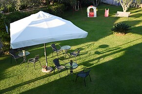 Carlo's Hotel