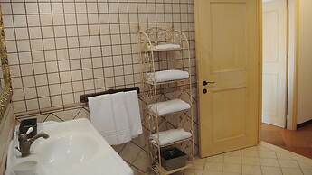 Villa Carlotta Resort