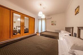 Villa Carlotta Resort