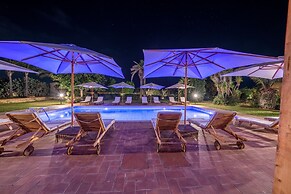 Villa Carlotta Resort