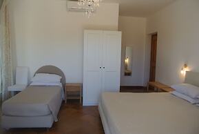 Villa Carlotta Resort