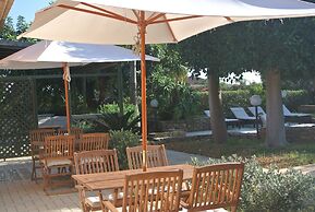 Villa Carlotta Resort